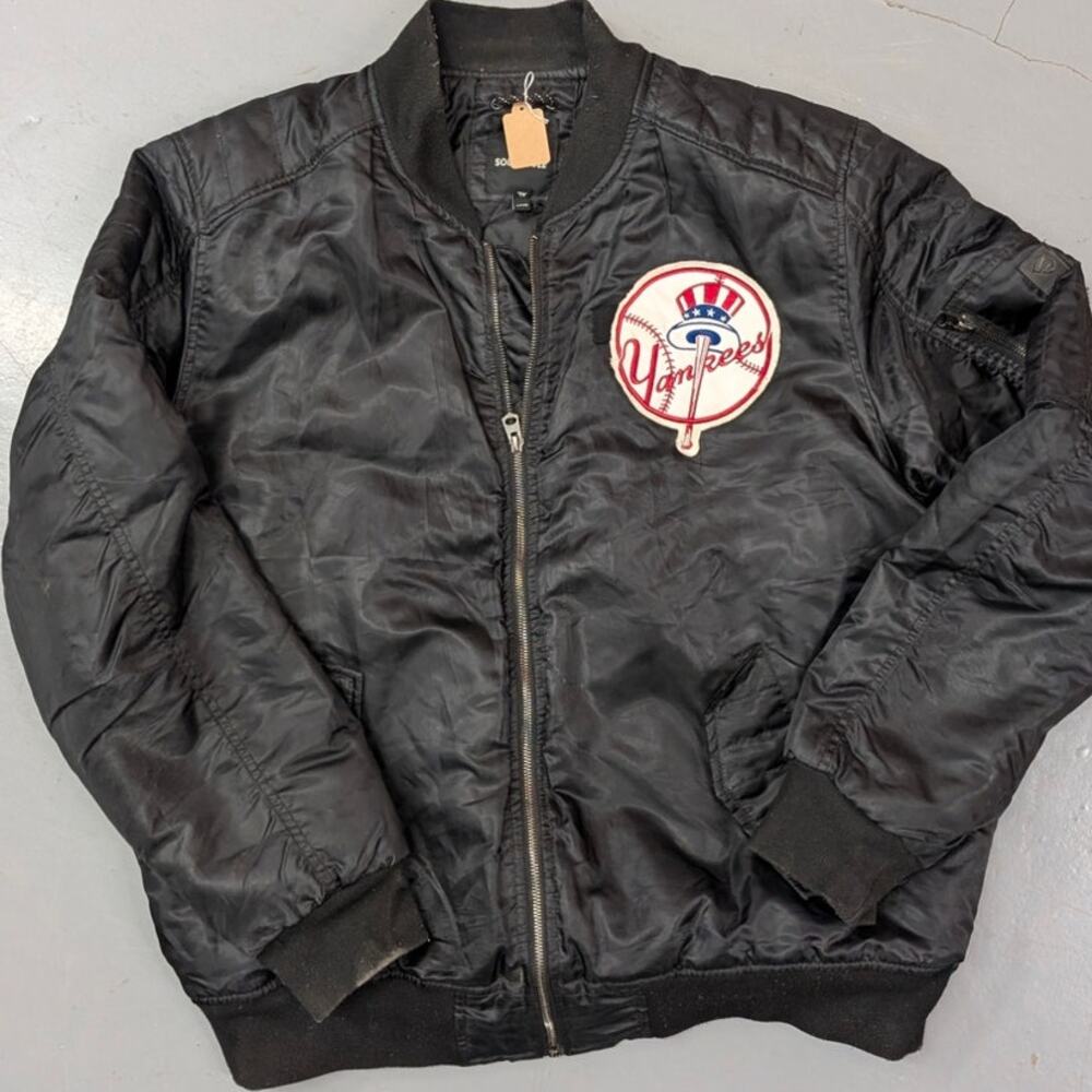 SOLD Yankees Southpole Bomber Jacket